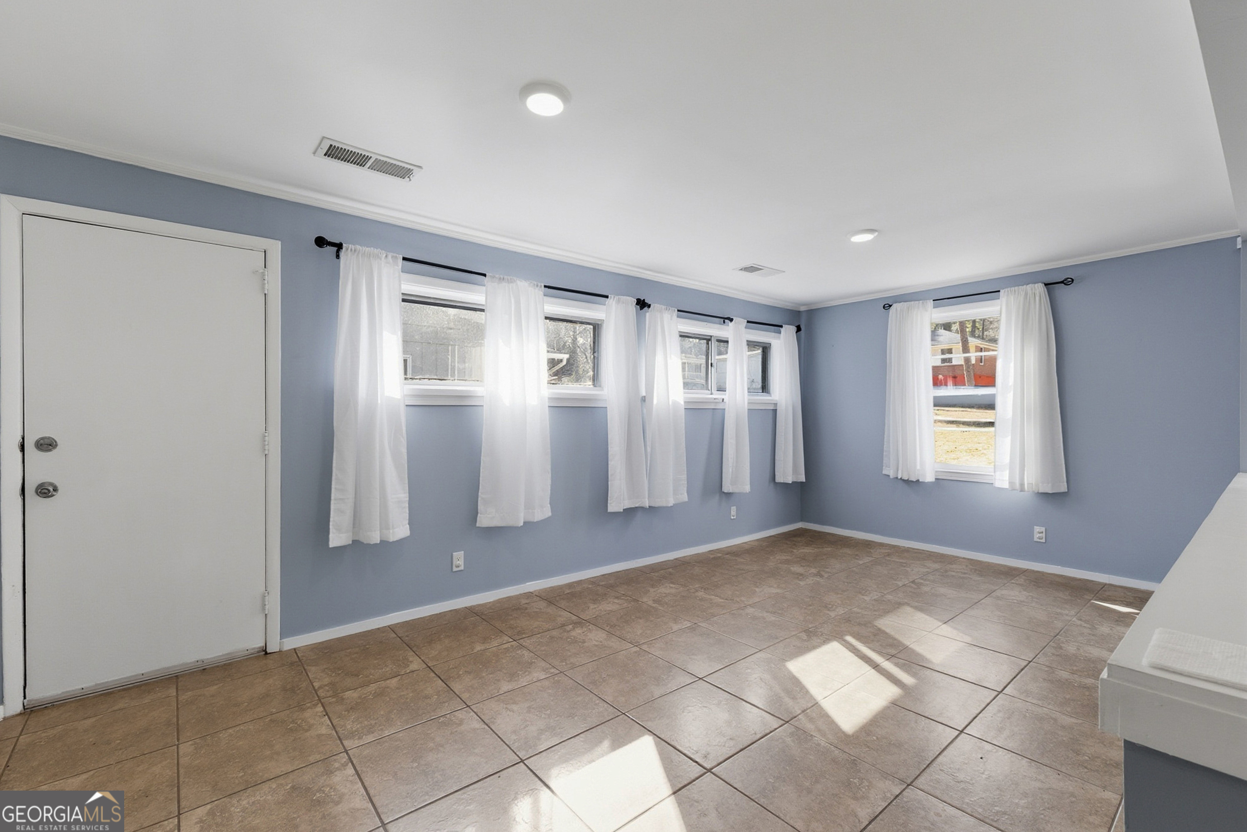 4810 Bartlett Road Property Photo 6