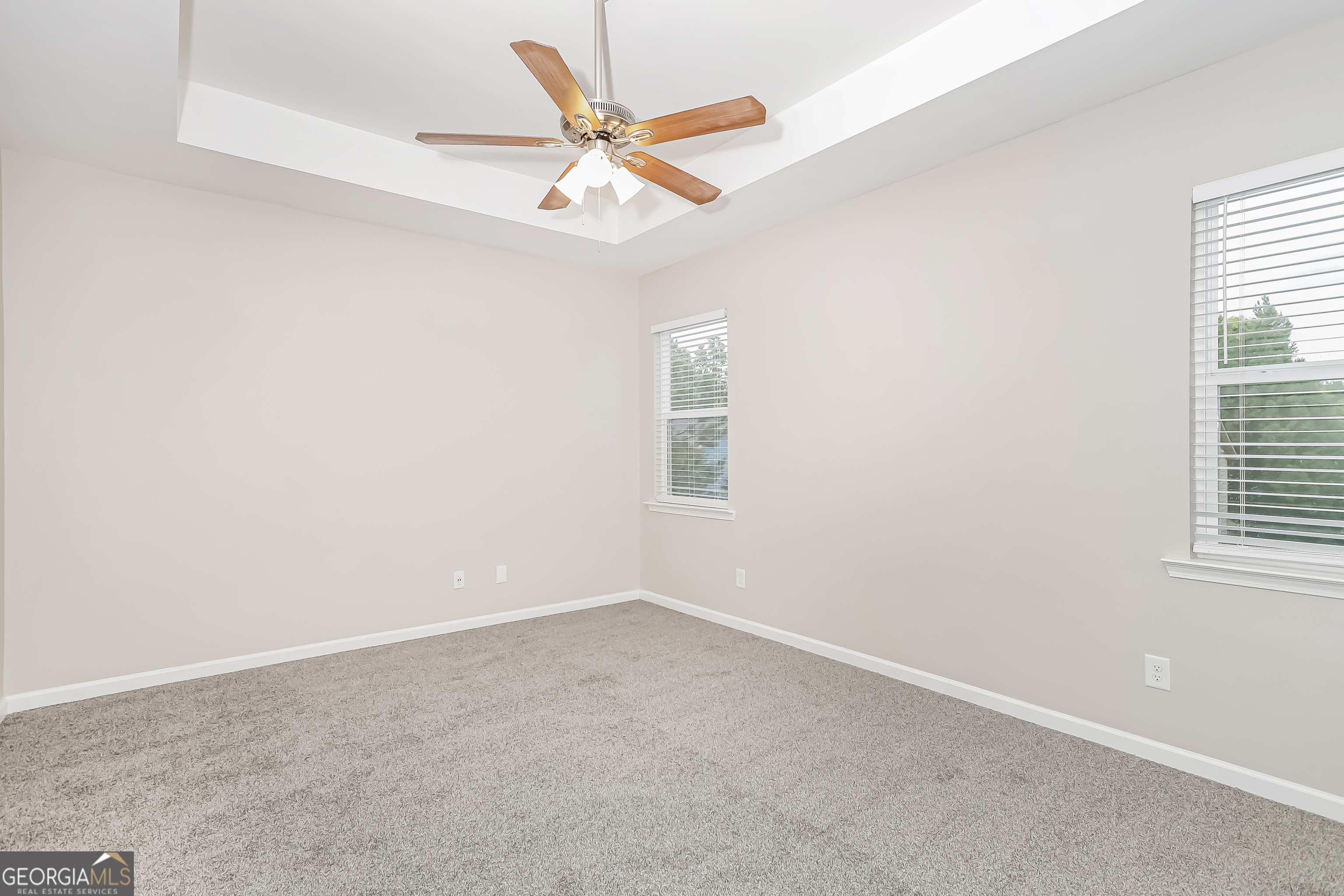 128 Hood Park Drive Property Photo 13
