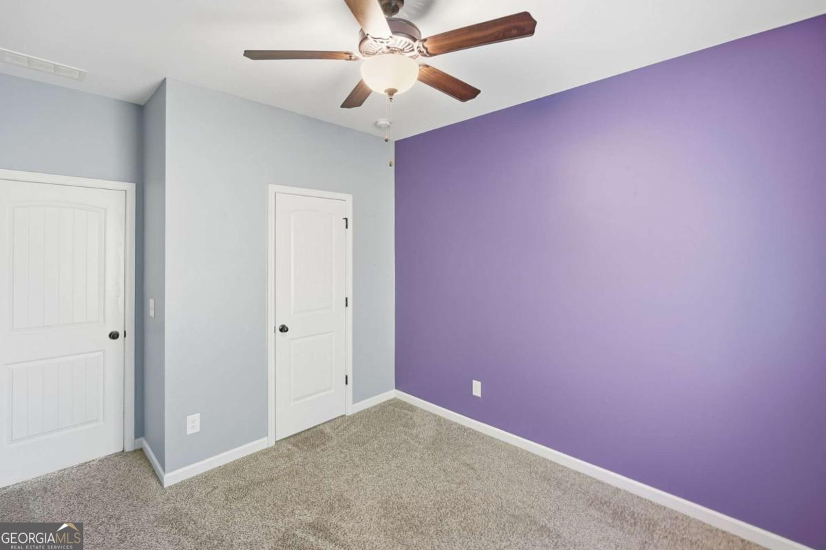 112 Spring Way Square Property Photo 18