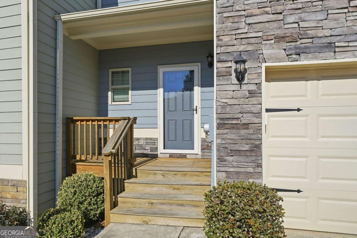112 Spring Way Square Property Photo 28
