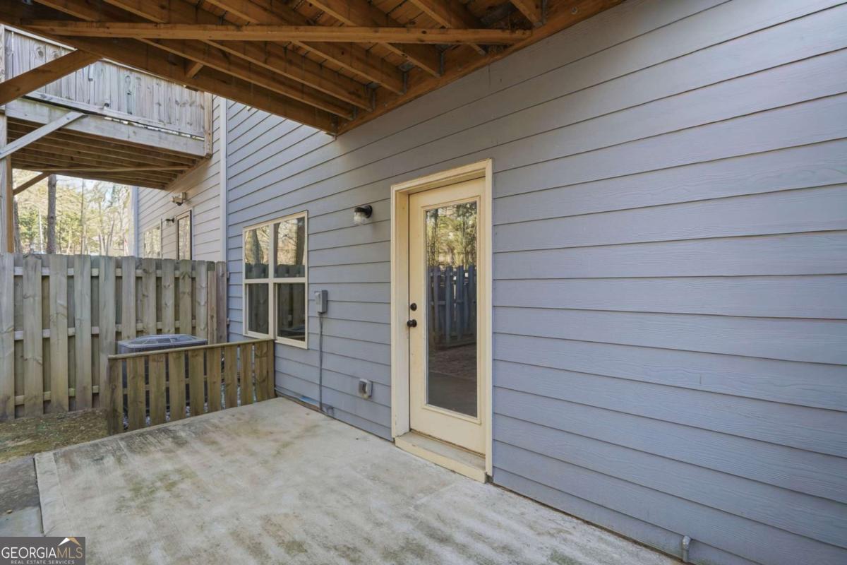 112 Spring Way Square Property Photo 34