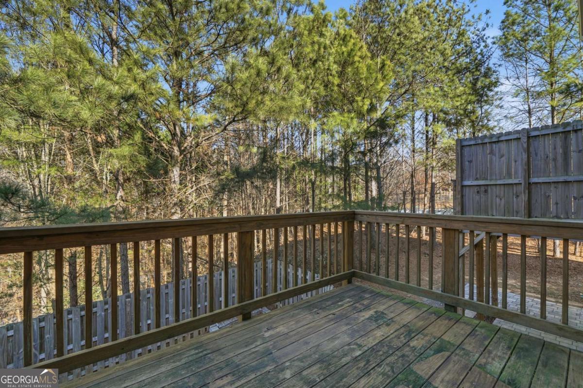 112 Spring Way Square Property Photo 35