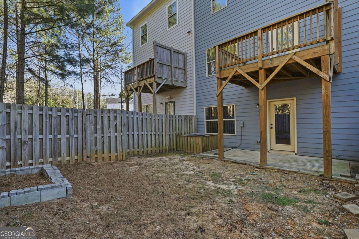 112 Spring Way Square Property Photo 37
