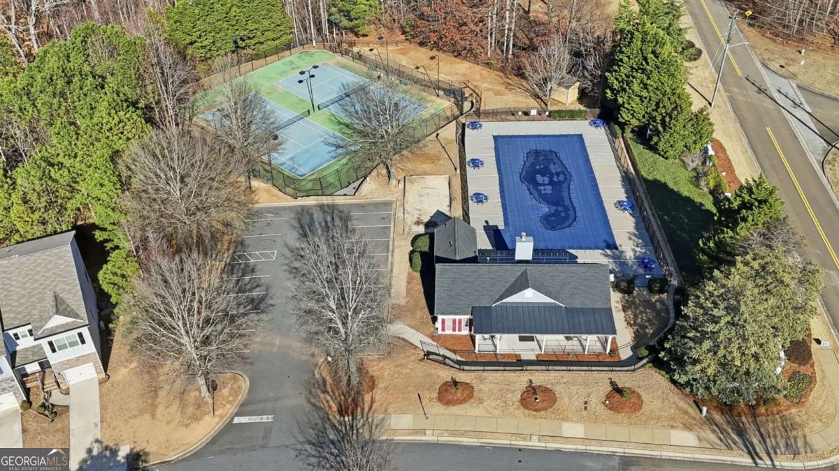 112 Spring Way Square Property Photo 41