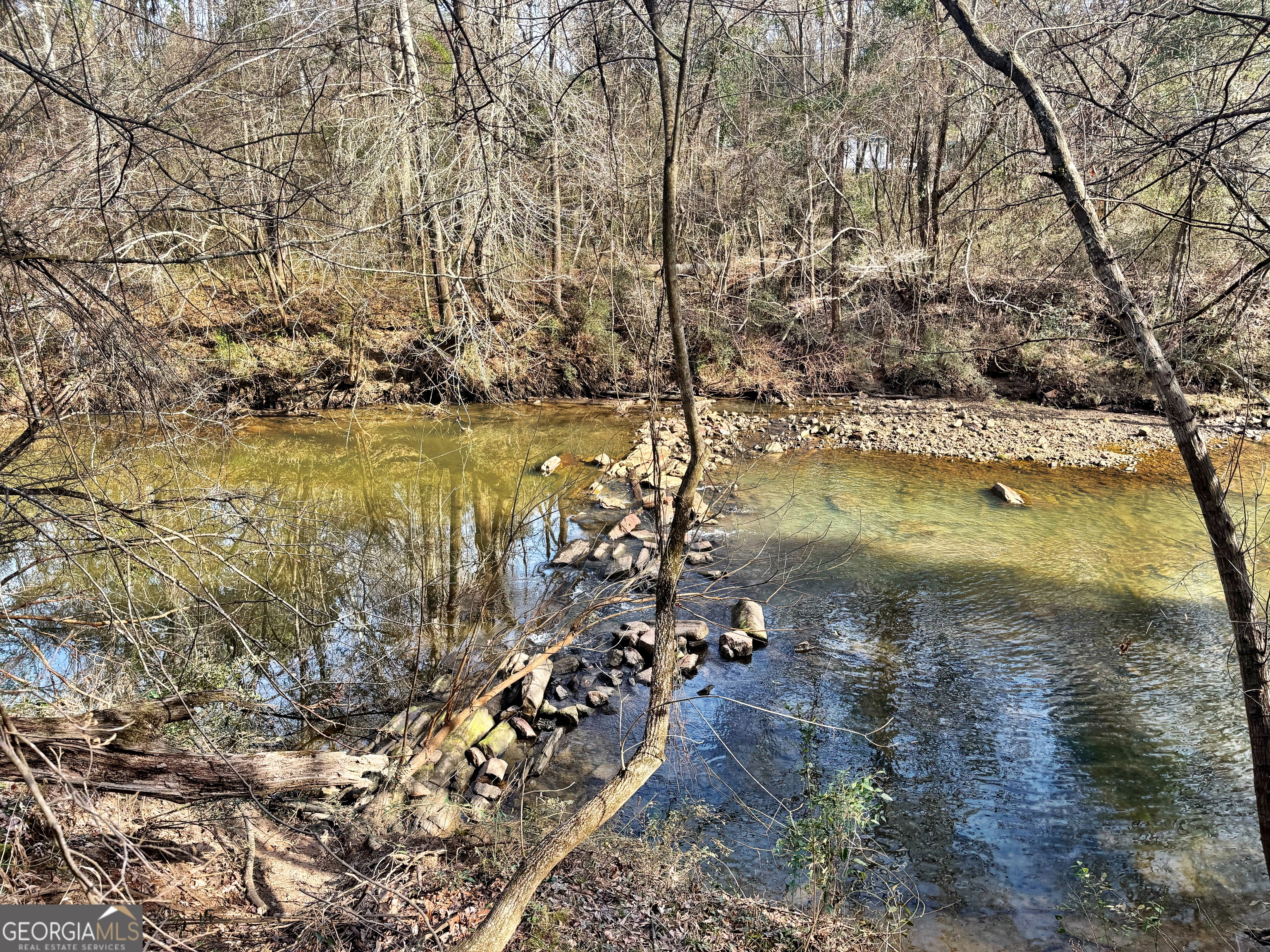6411 Columbus Road Property Photo 4
