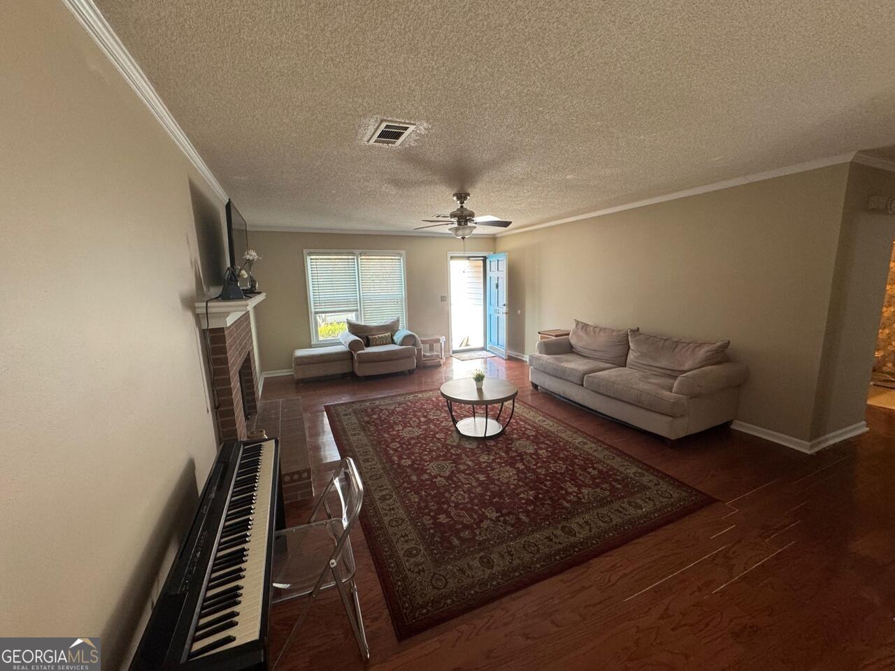 113 Manor Row Property Photo 3