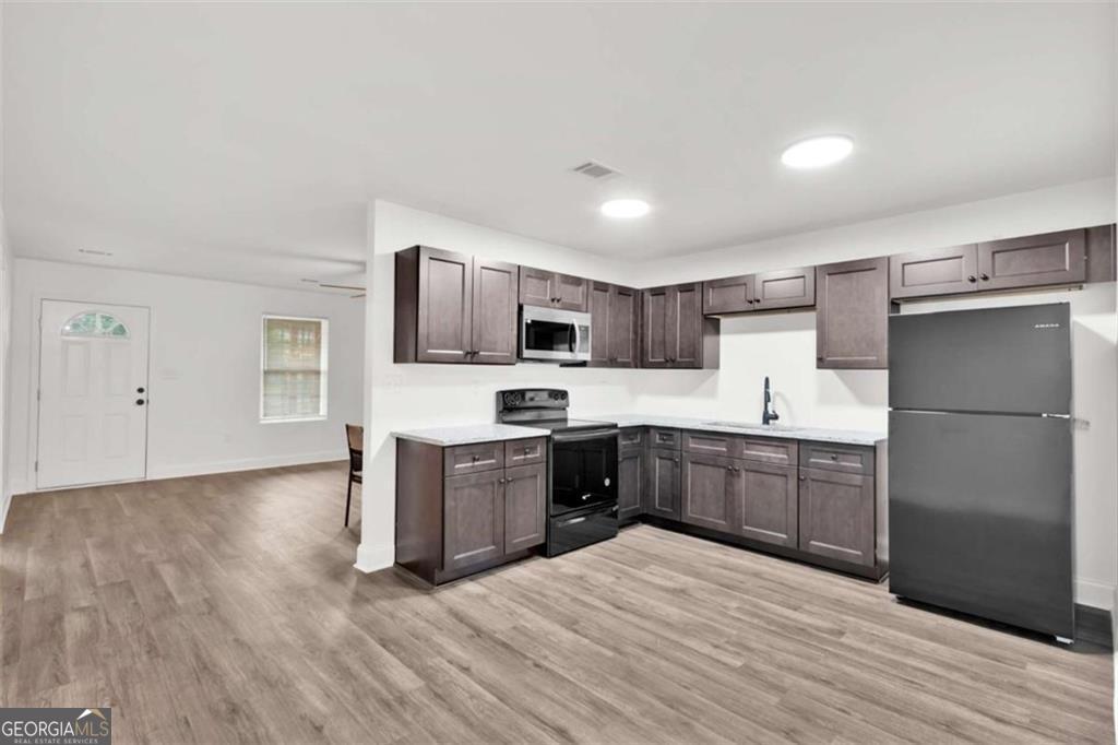 609 A South Camellia Boulevard Property Photo 9