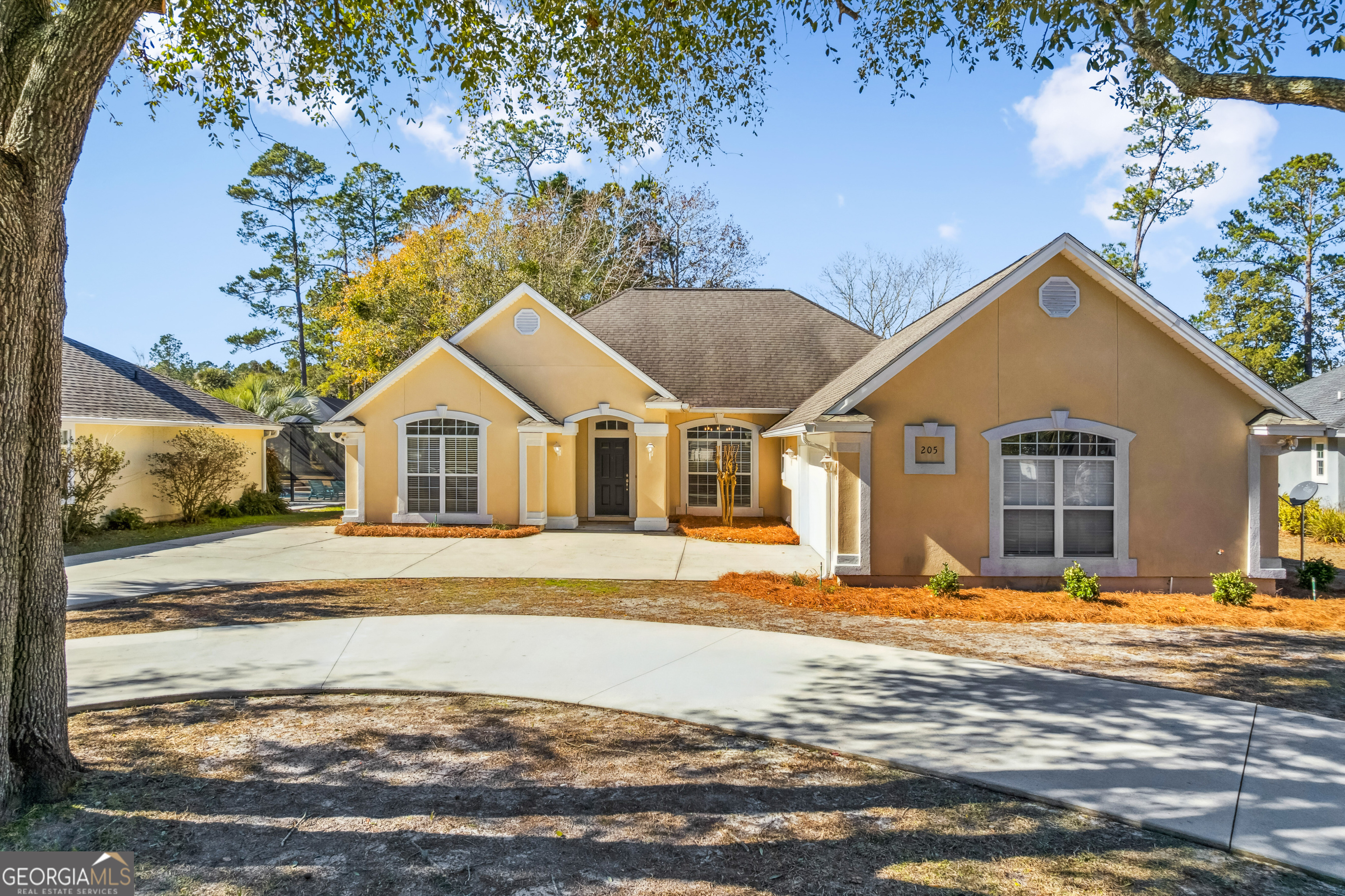 205 Monticello Drive Property Photo 1