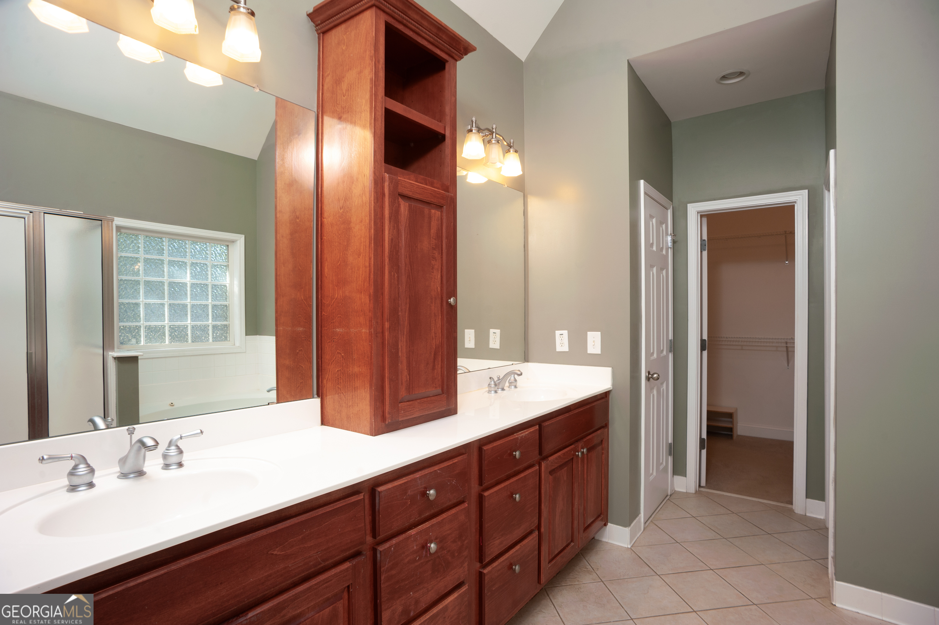 6520 Riada Court Property Photo 12