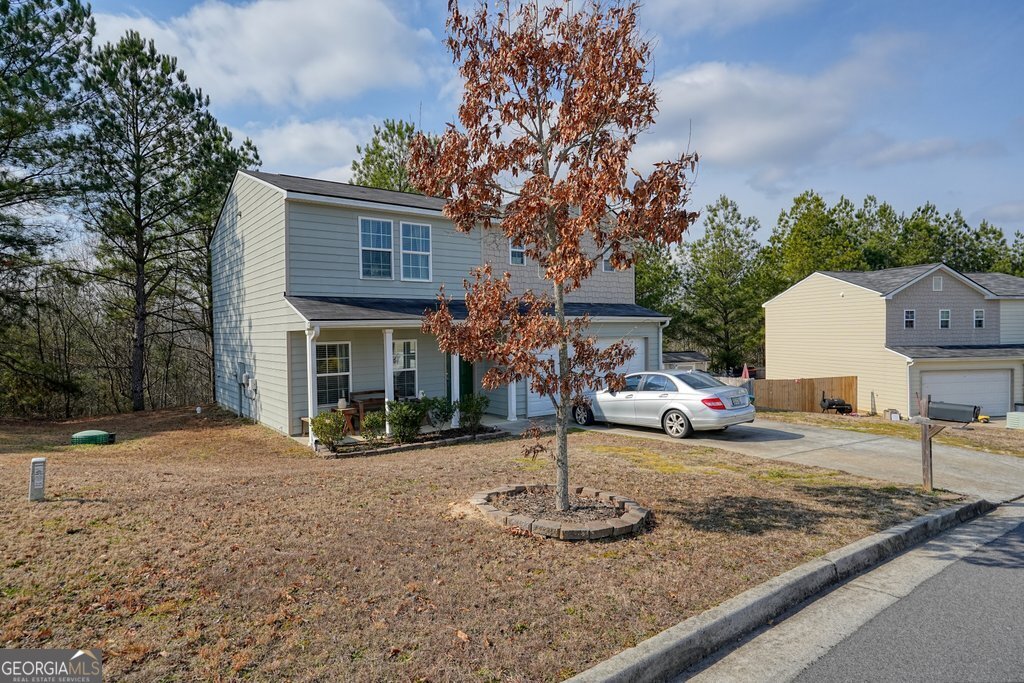 18 Oxford Lane Property Photo 4