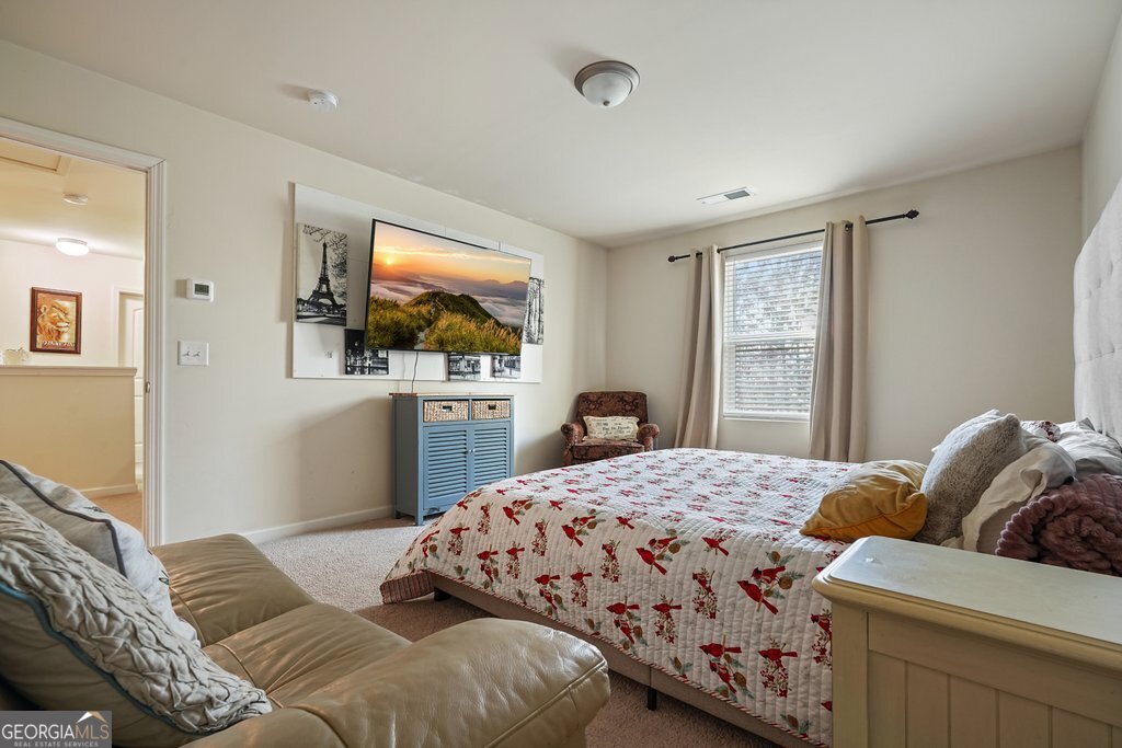 18 Oxford Lane Property Photo 23