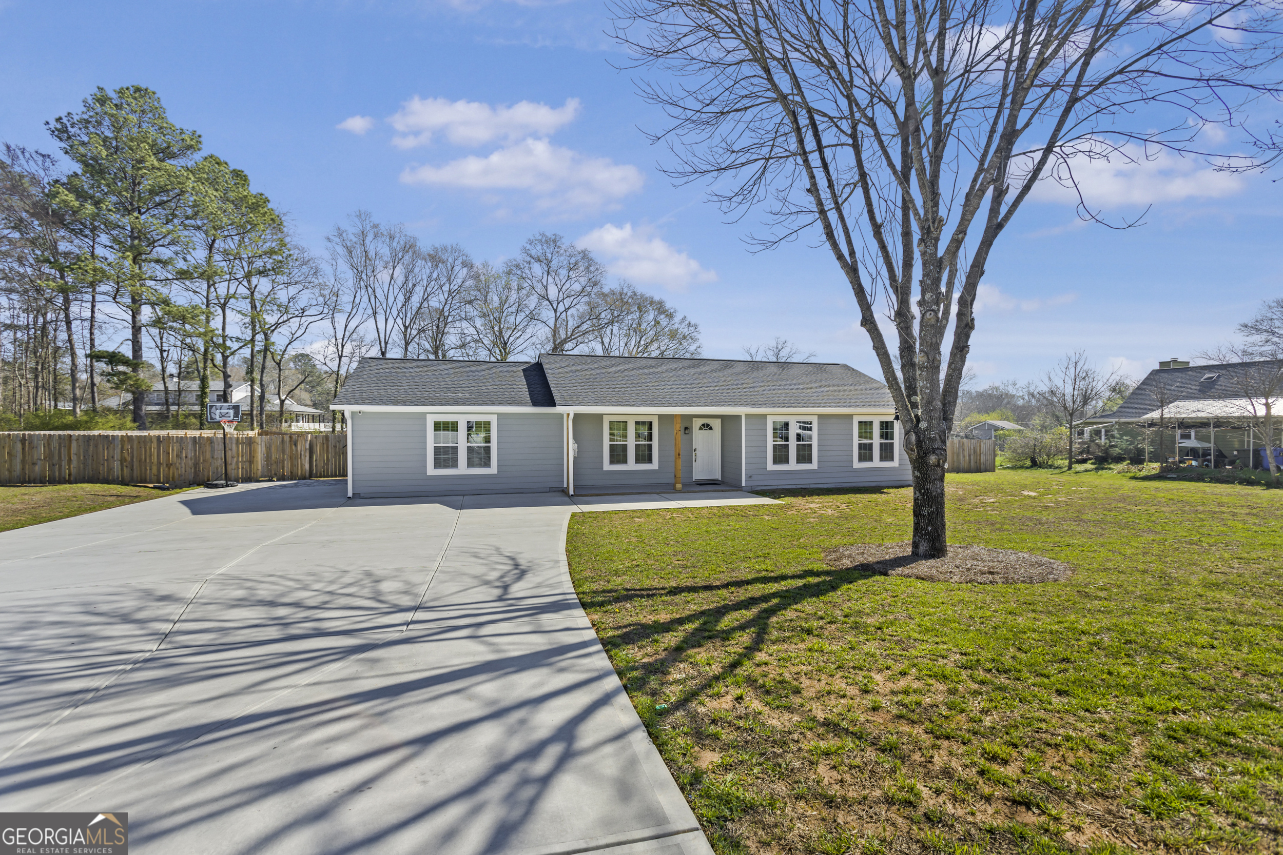 2001 RAYMONDS Drive