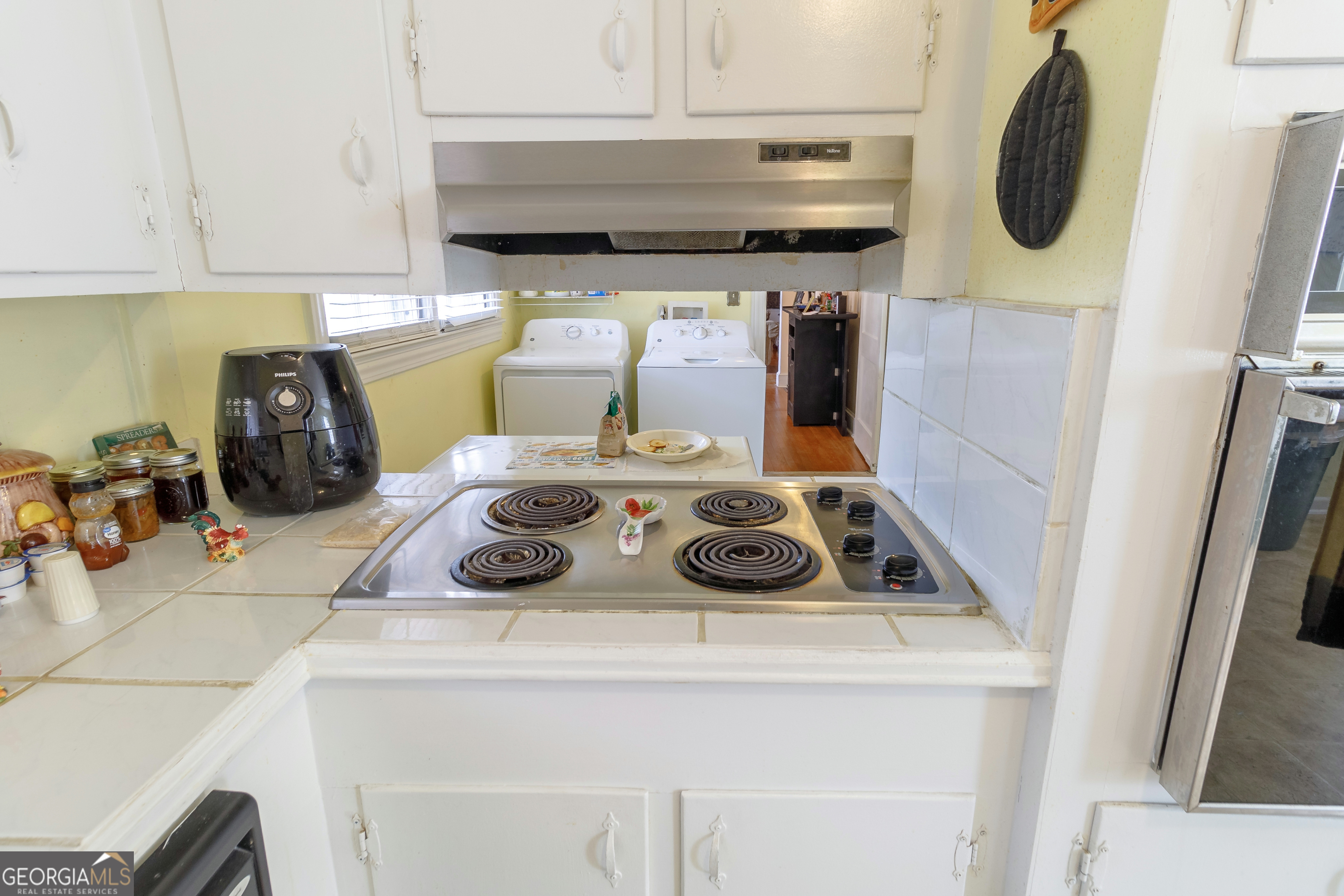 317 Georgia Avenue Property Photo 17