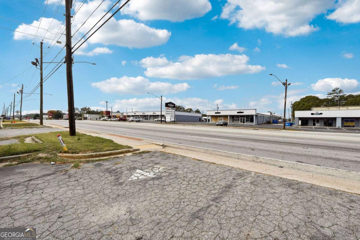 6474 Highway 85 Property Photo 10