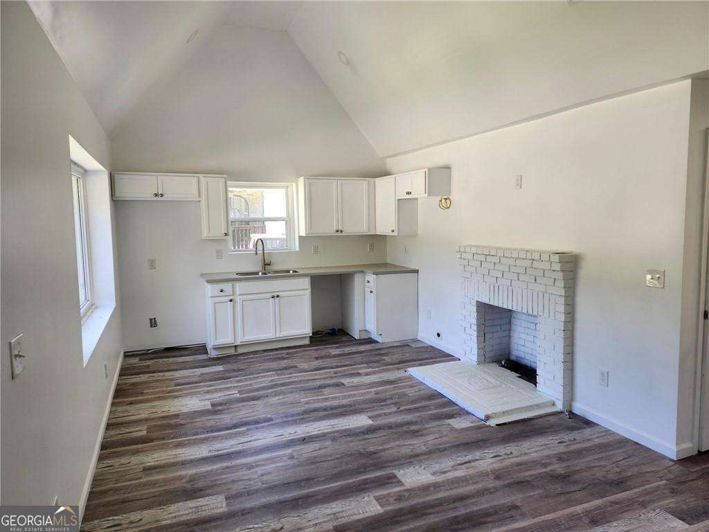 2040 Chicago Avenue Nw Property Photo 2