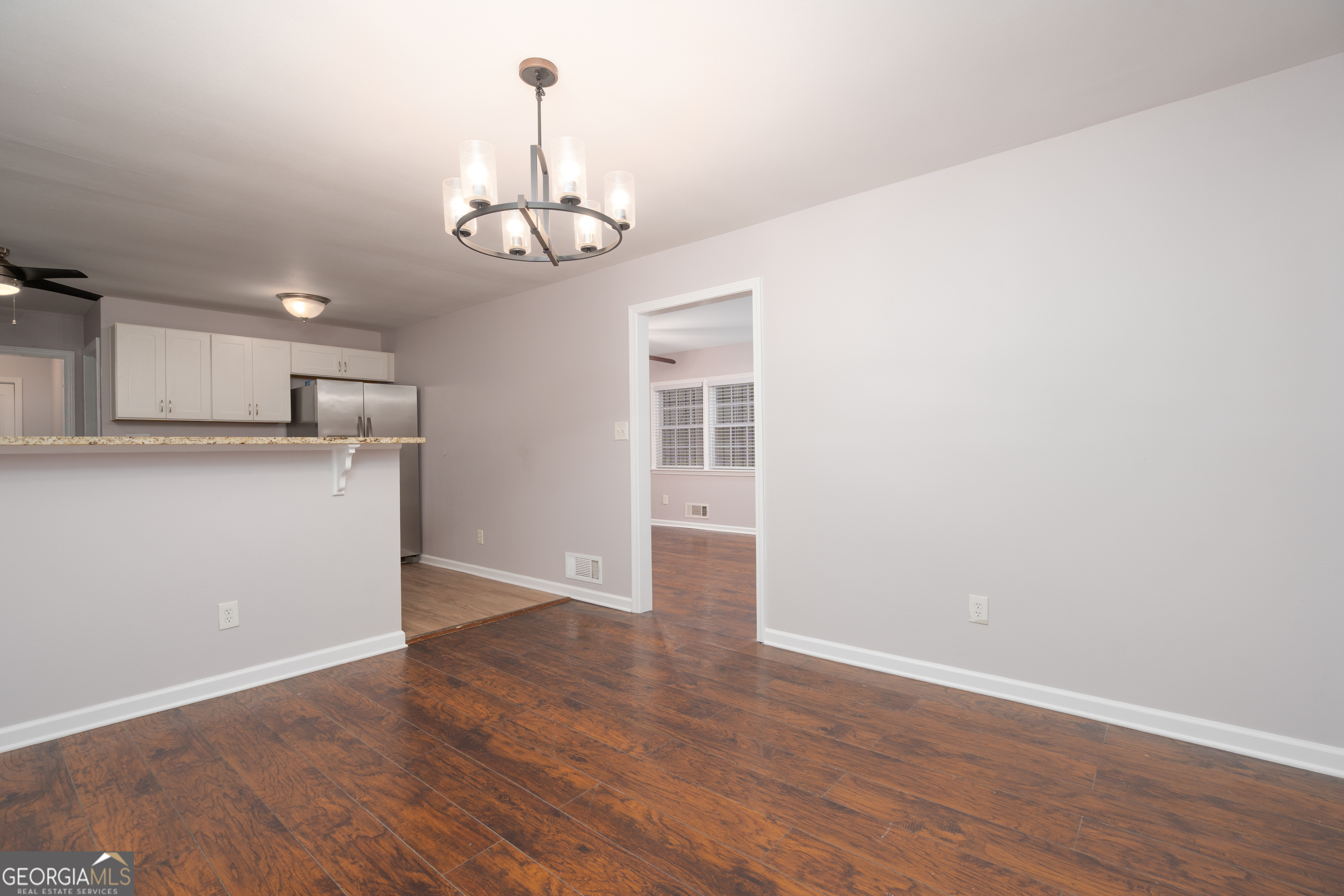 4770 Campbell Drive Property Photo 5