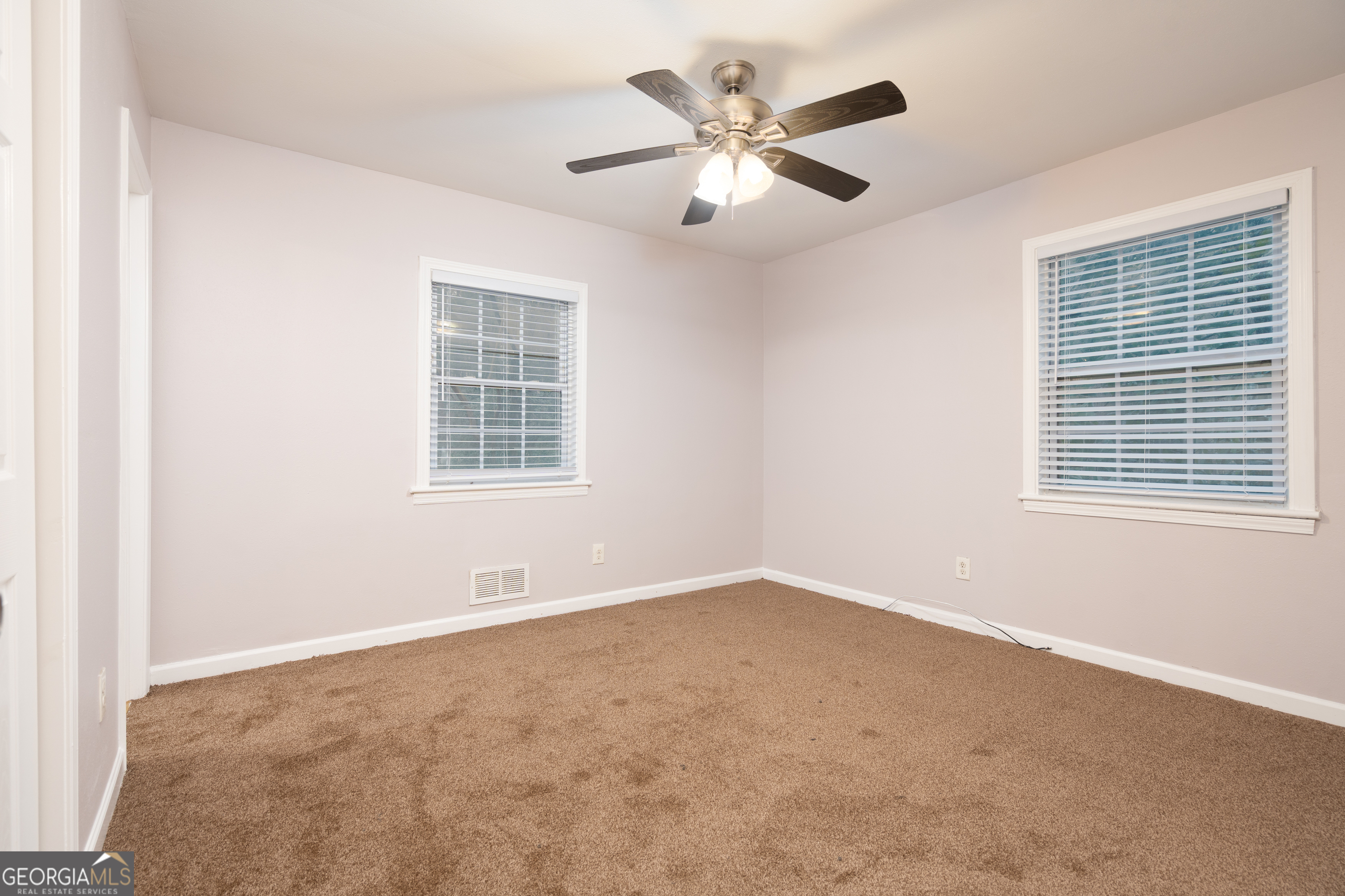 4770 Campbell Drive Property Photo 14