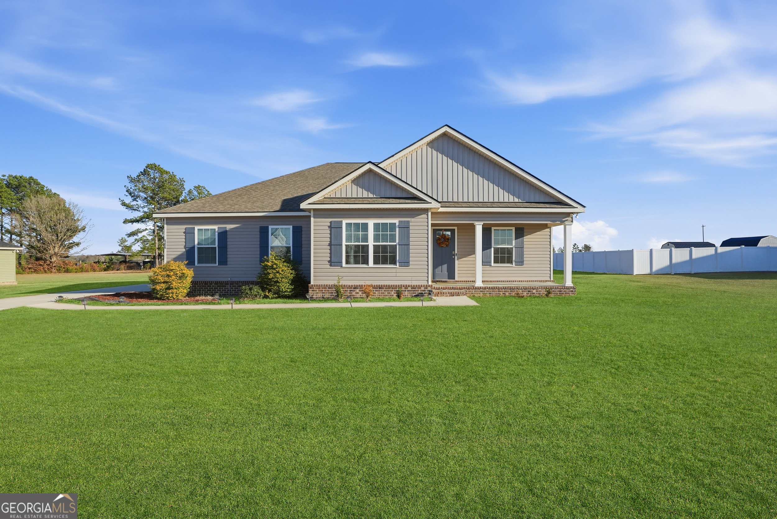 806 Centipede Court Property Photo 1