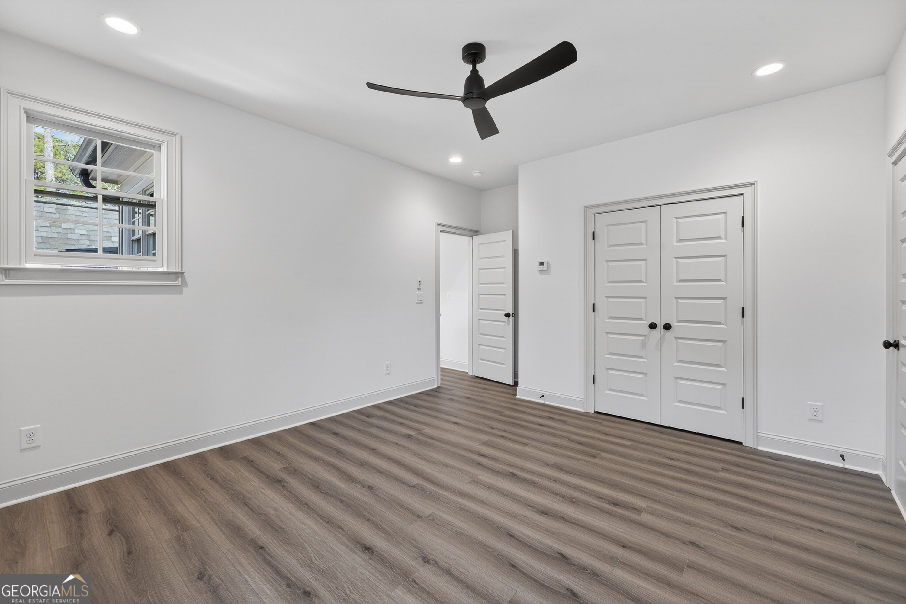 2390 A Club Drive Property Photo 54