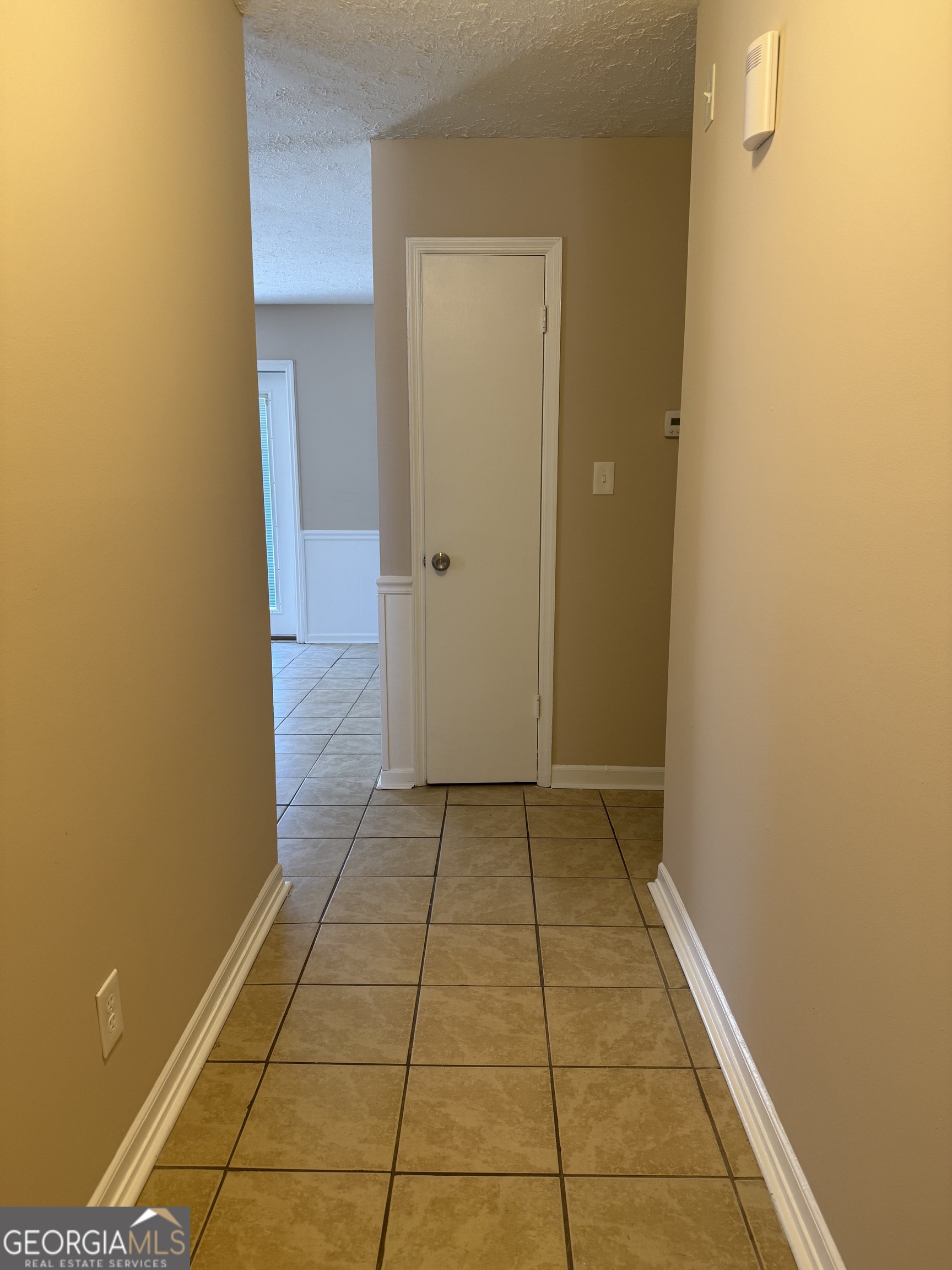 3859 Fairington Drive Property Photo 2