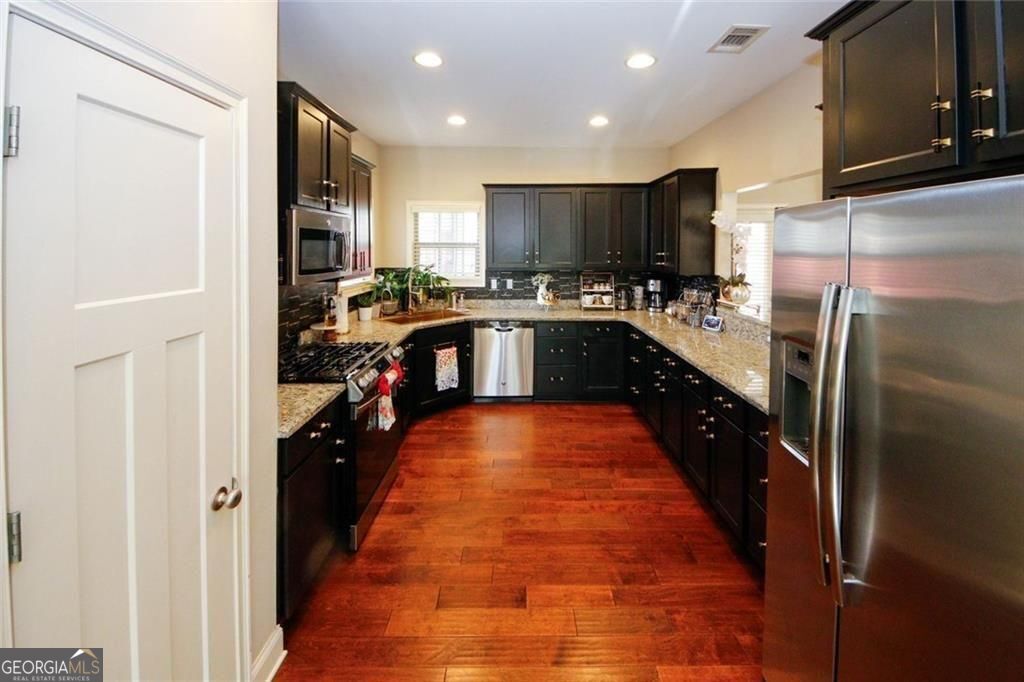 2480 Park Estates Drive Property Photo 13