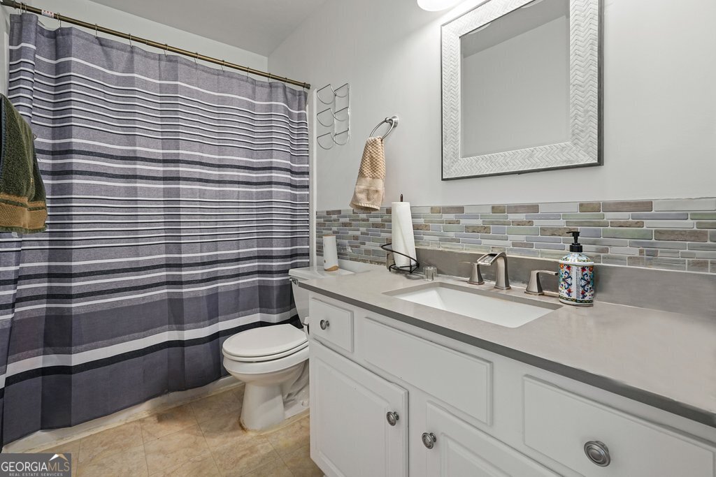 4470 Maple Valley Drive Property Photo 19