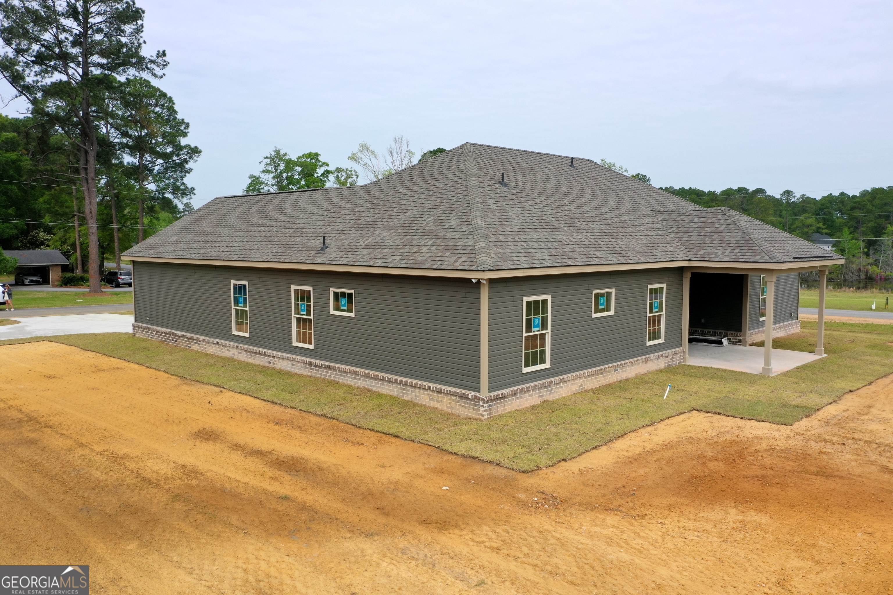 982 Mccranie Drive Property Photo 4