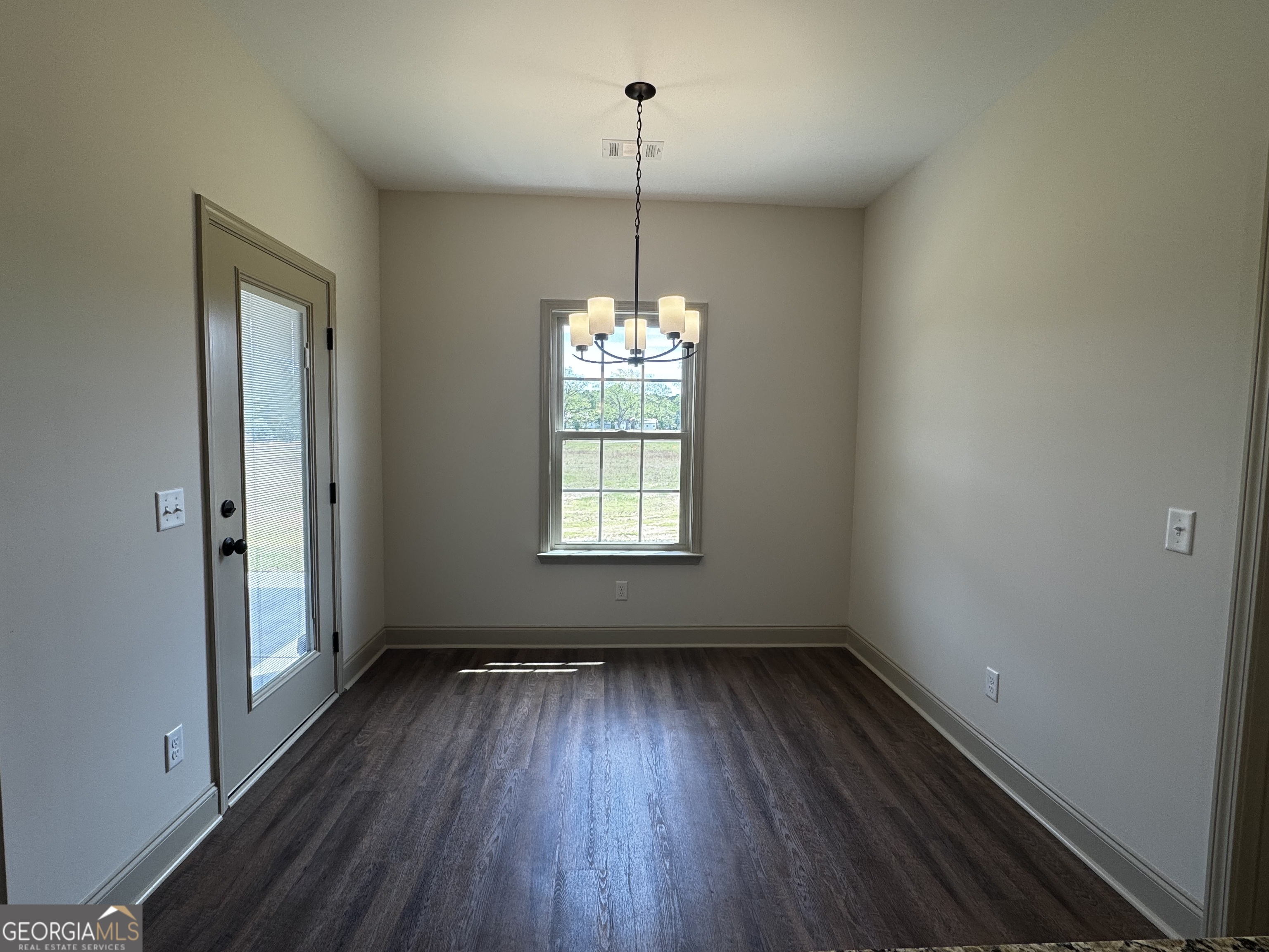 982 Mccranie Drive Property Photo 11