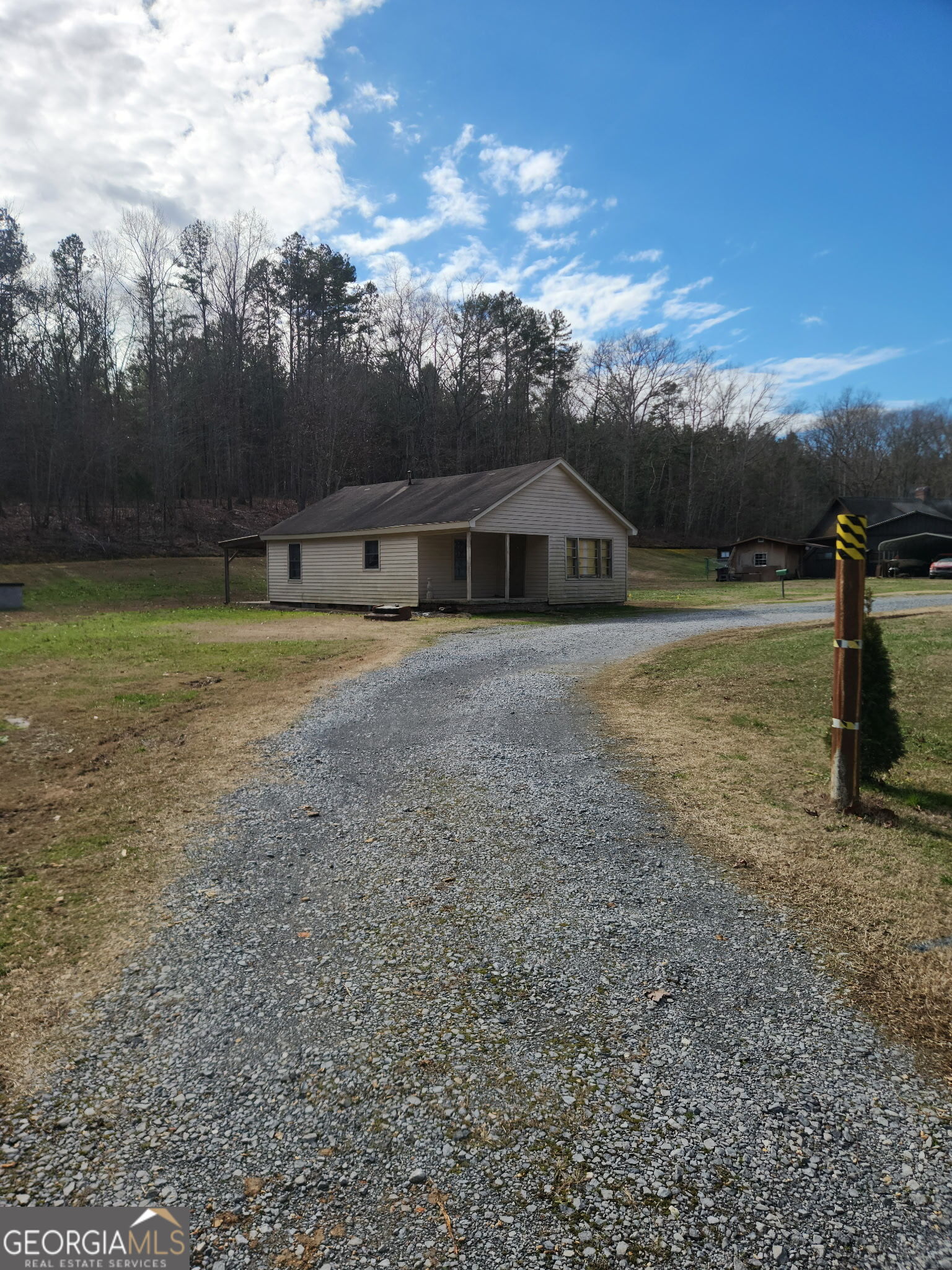 4881 Highway 48 Property Photo 1
