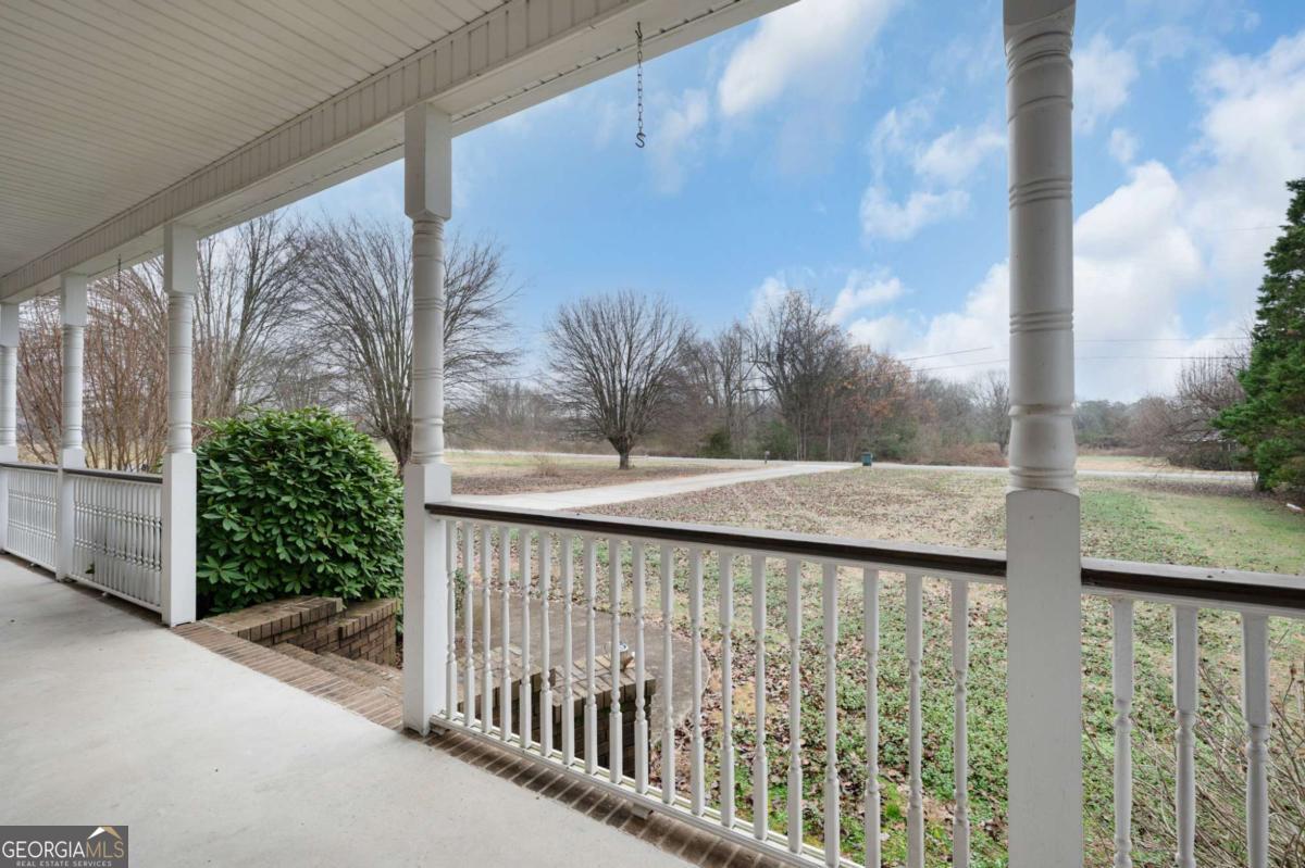 425 Mcdaniel Station Road Sw Property Photo 4