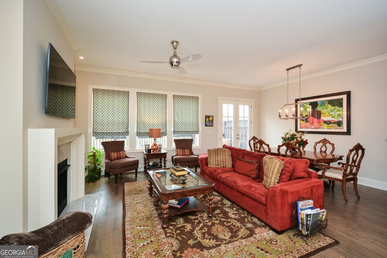 601 Abbington River Lane Property Photo 21