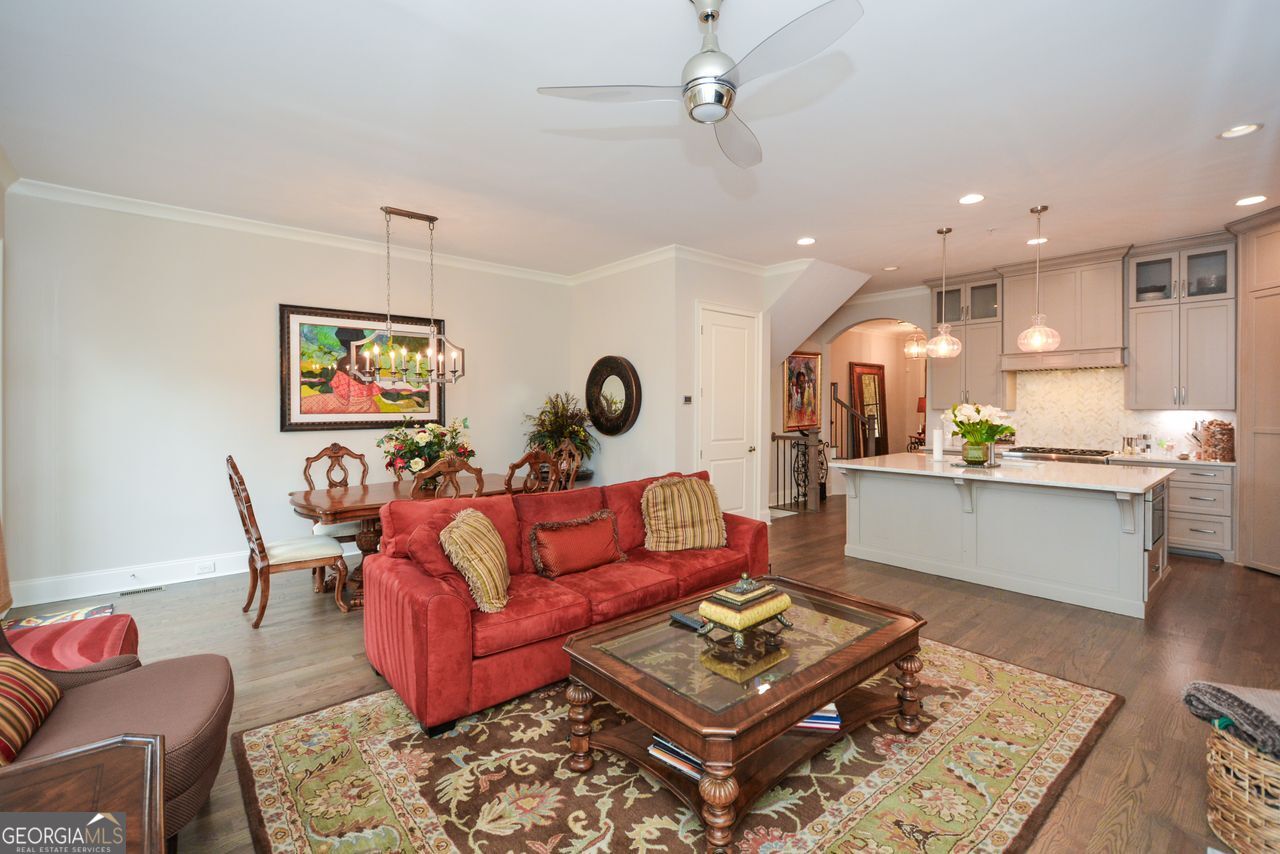 601 Abbington River Lane Property Photo 22