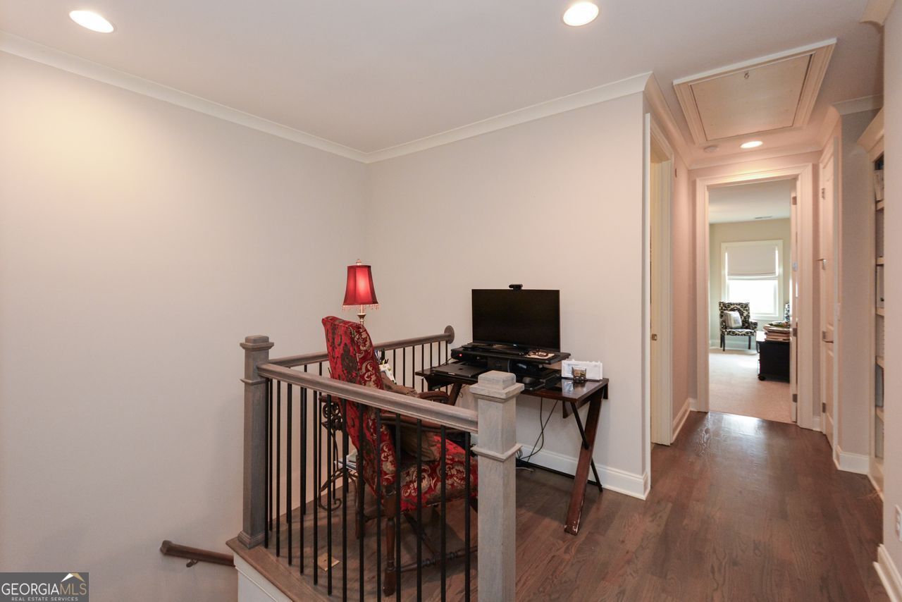 601 Abbington River Lane Property Photo 24
