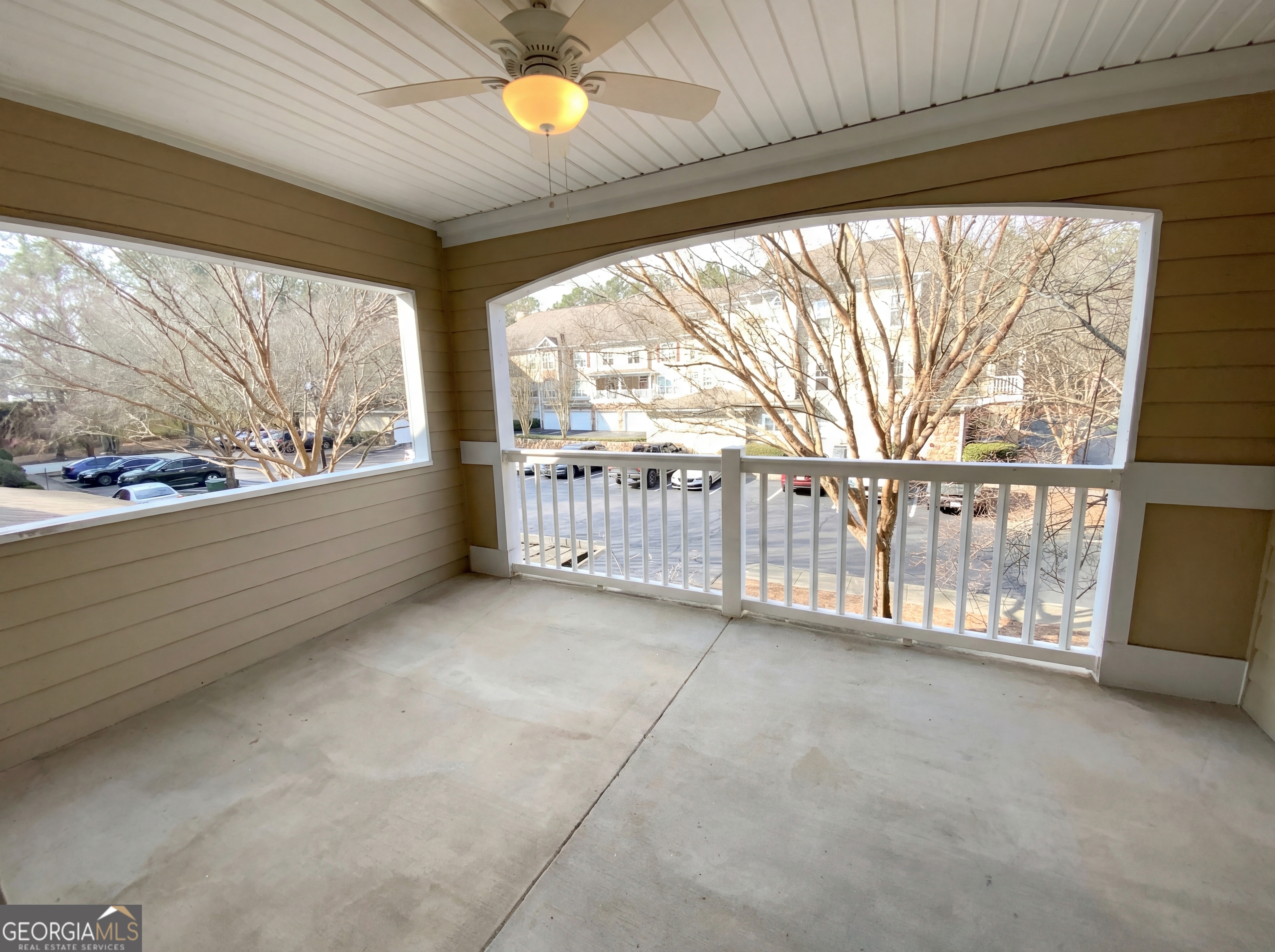 522 Sandringham Drive # 522 Property Photo 5