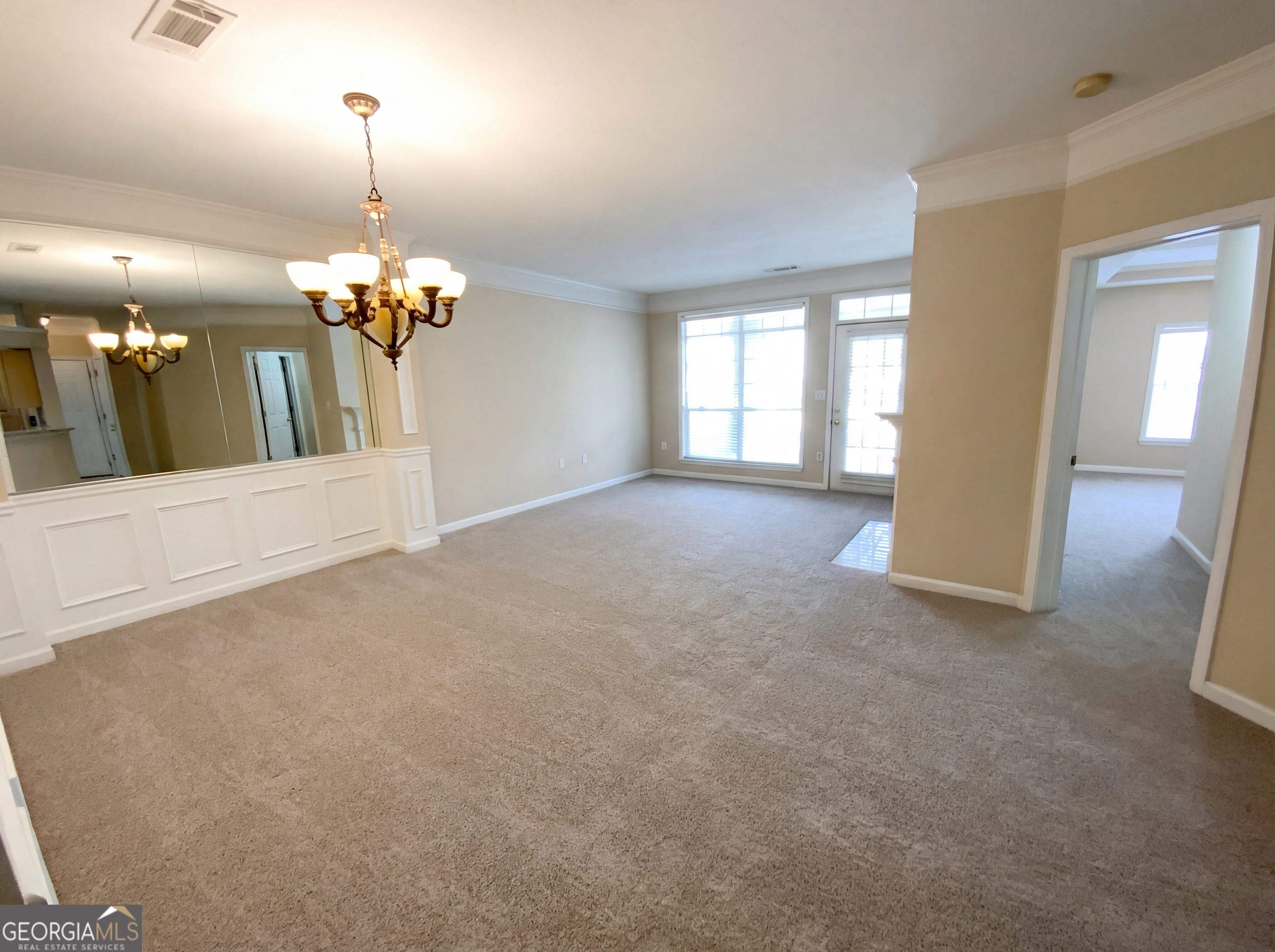 522 Sandringham Drive # 522 Property Photo 9