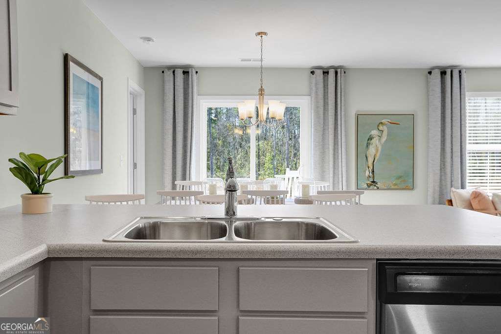 109 Hollingsworth Loop Property Photo 7