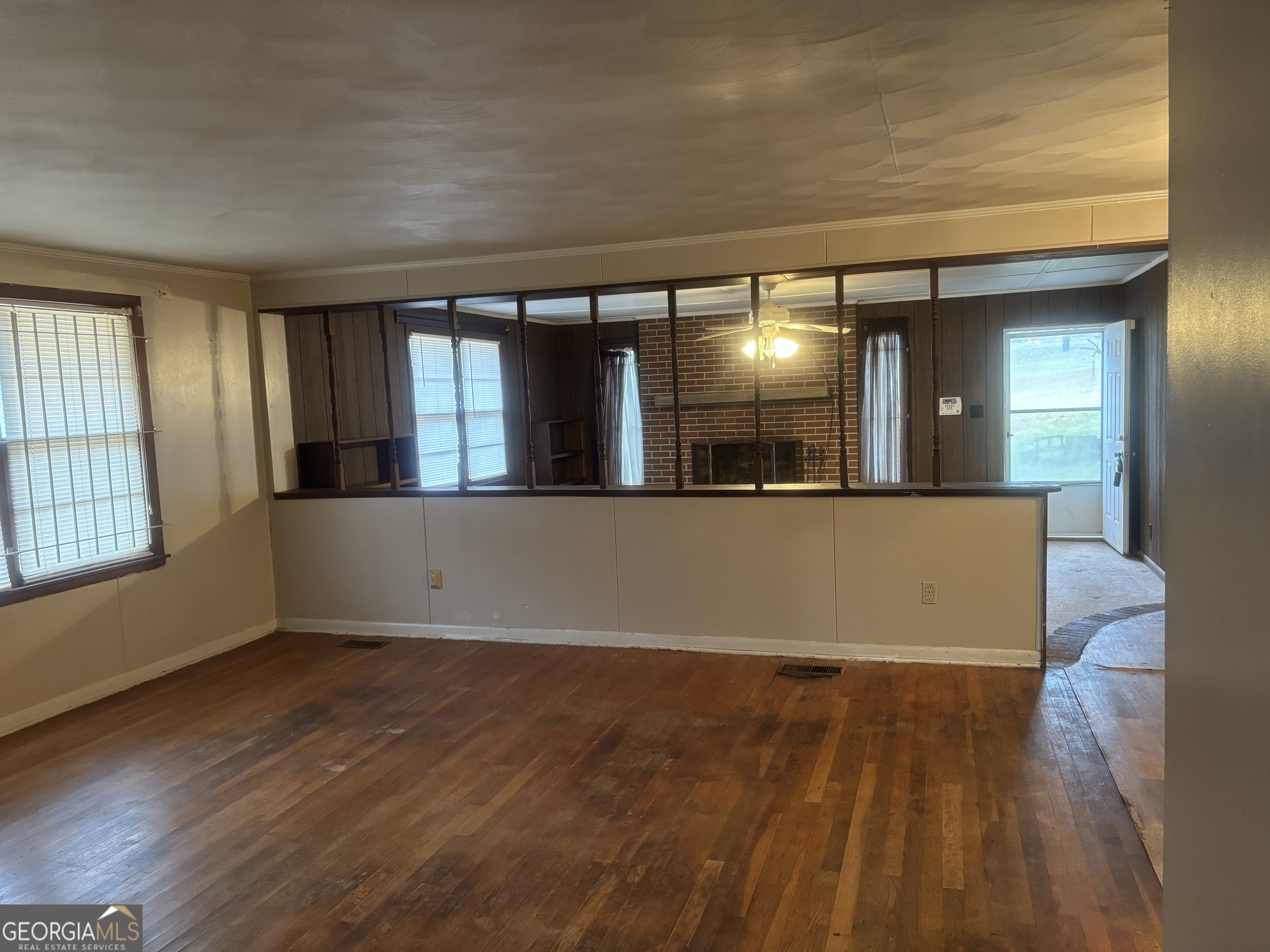 3816 Log Cabin Drive Property Photo 9