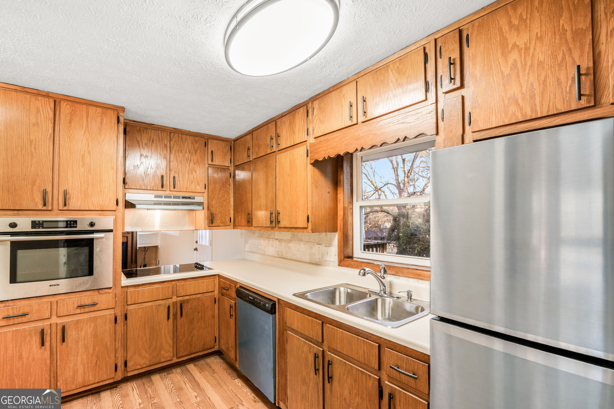 3924 Barr Circle Property Photo 16