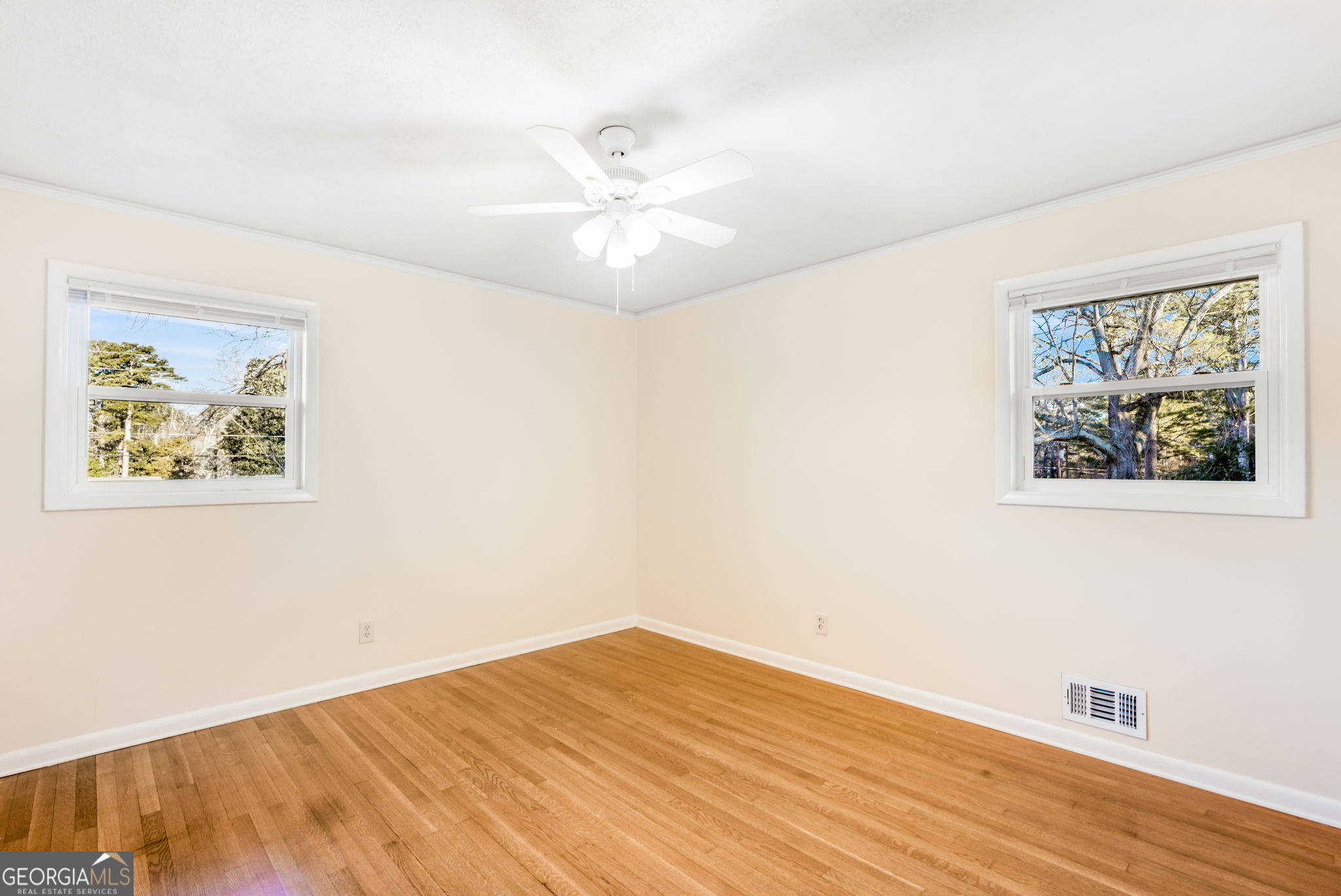 3924 Barr Circle Property Photo 27