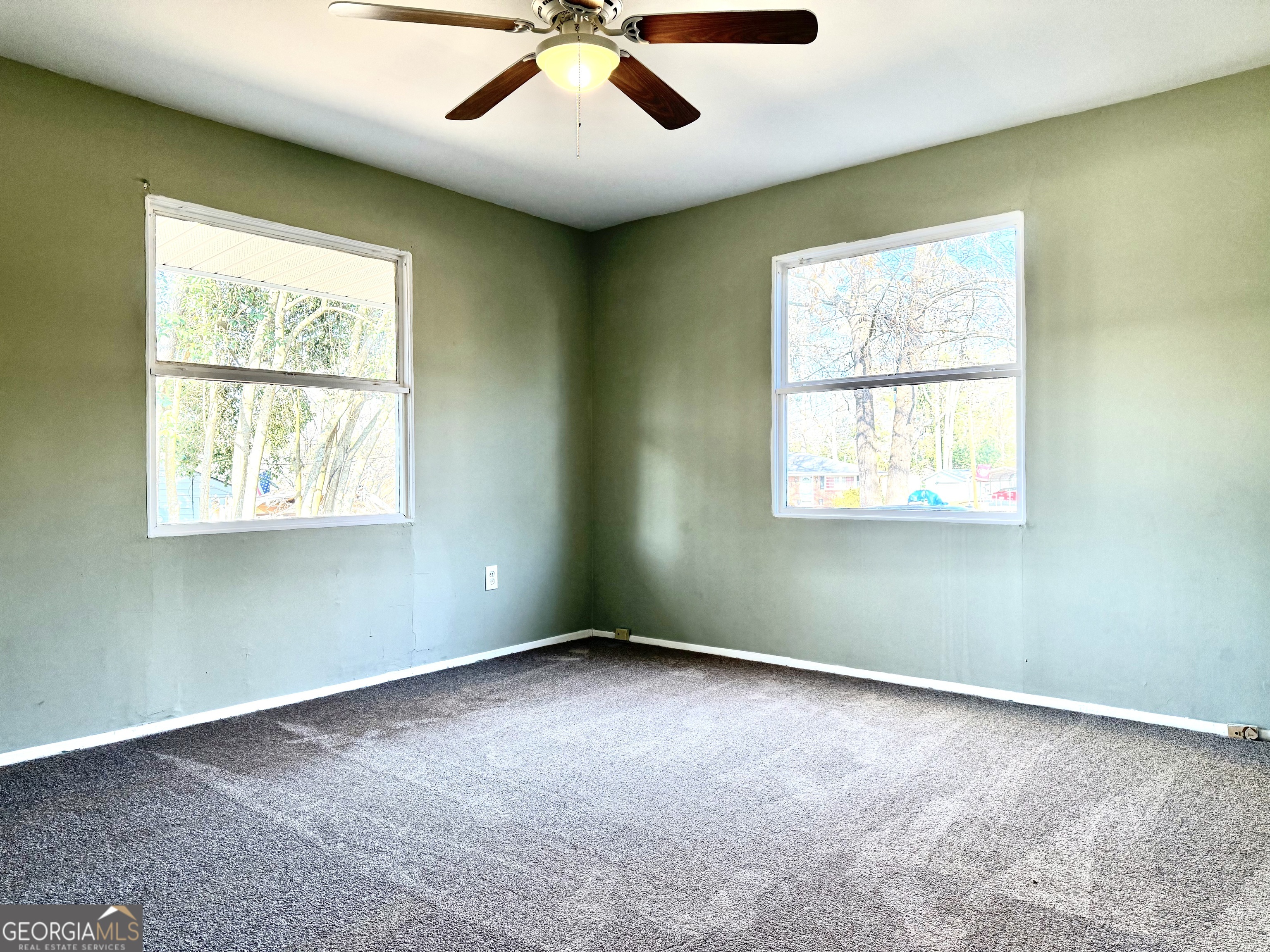 609 Hillcrest Drive Property Photo 13