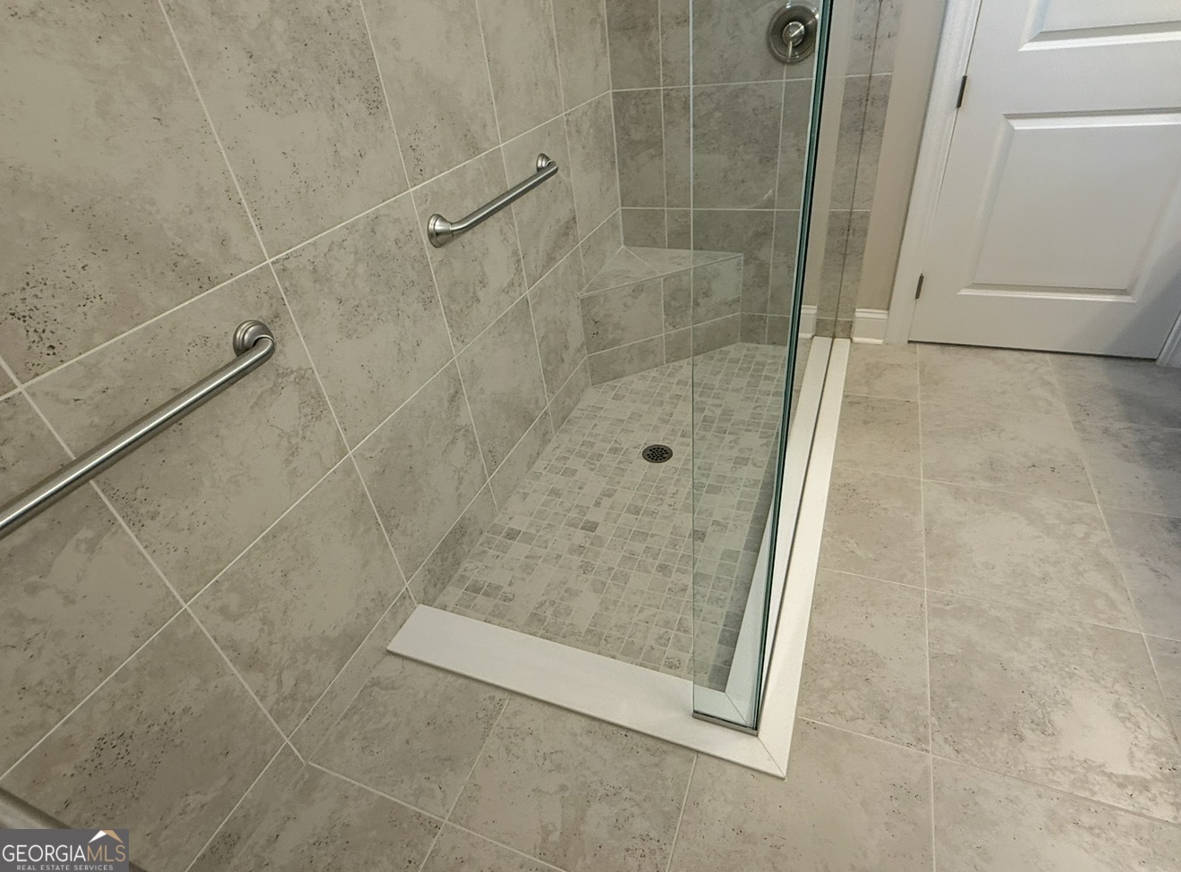 5 Club Cresswind Drive Property Photo 13