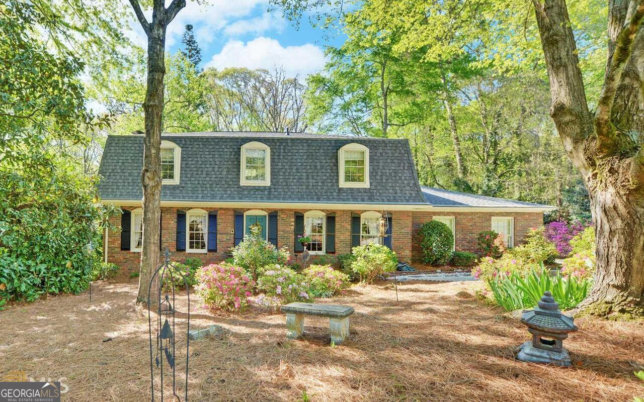 84 Oak Creek Circle Property Photo 1