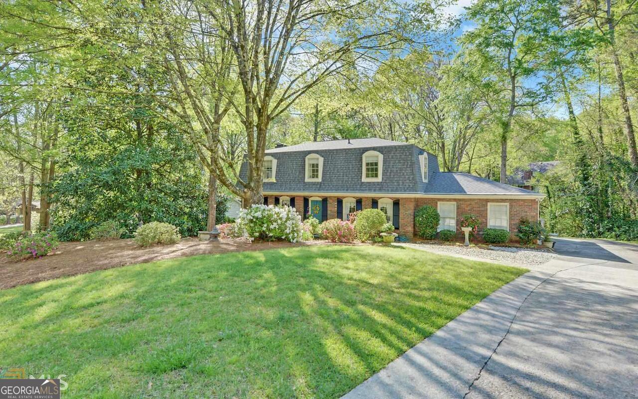 84 Oak Creek Circle Property Photo 2