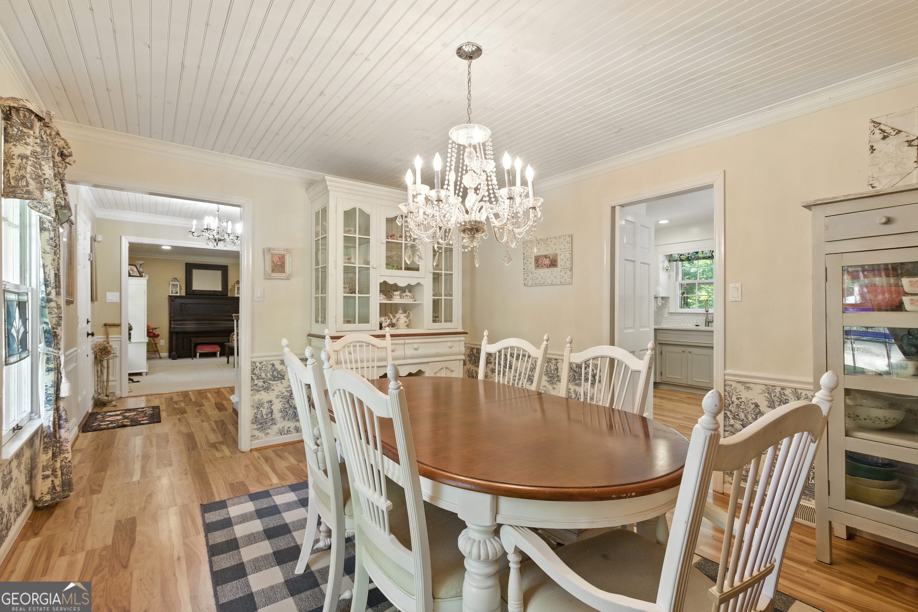 84 Oak Creek Circle Property Photo 13