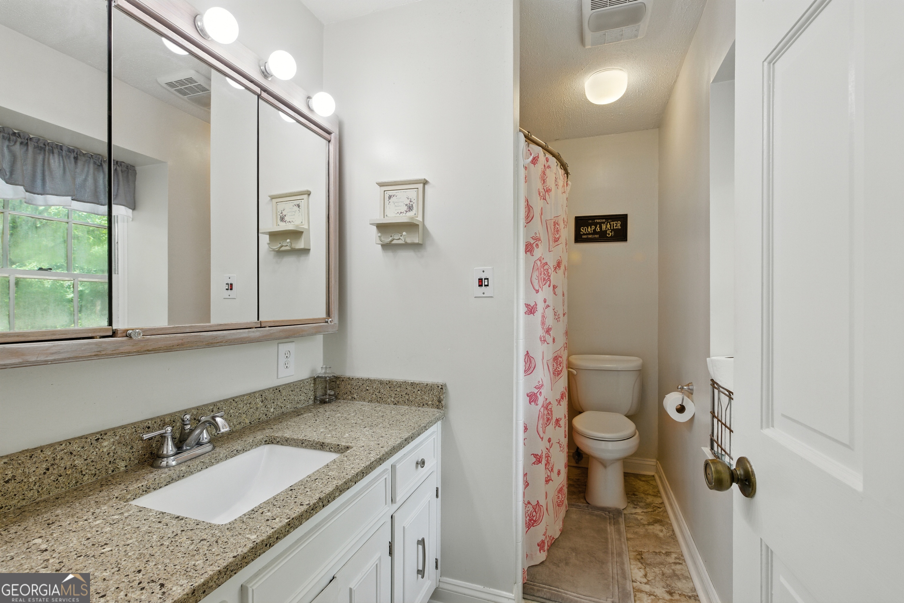84 Oak Creek Circle Property Photo 19