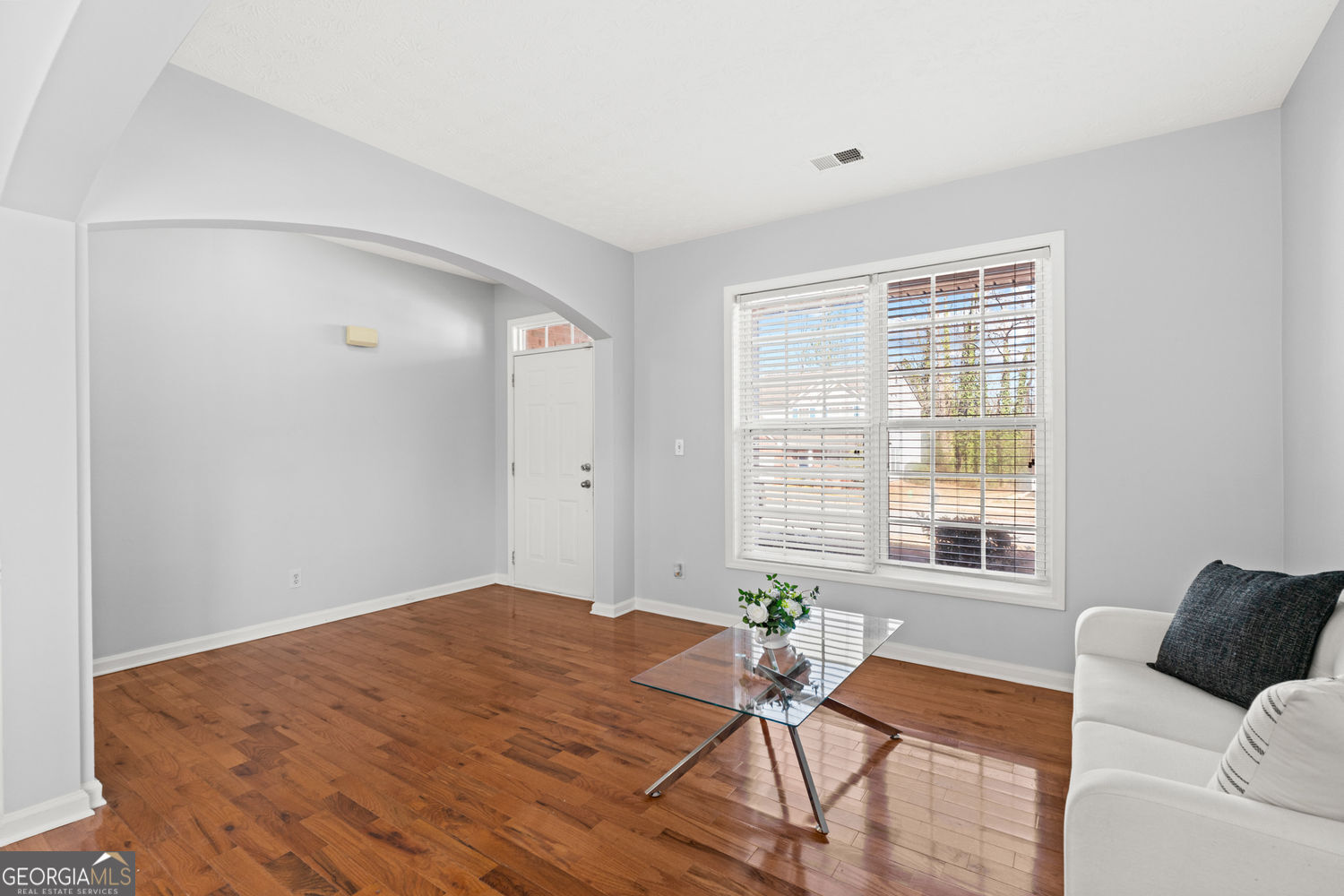 744 Winbrook Drive Property Photo 6