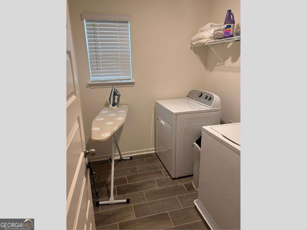 1120 Trident Maple C Property Photo 24