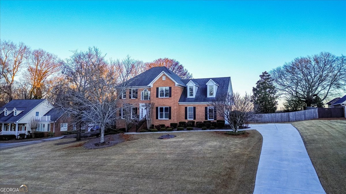 1190 Stonebridge Circle Property Photo 2