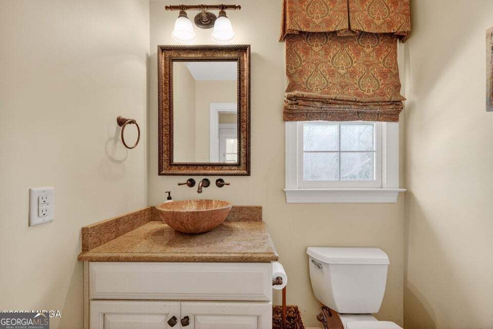4716 Moor Park Property Photo 9