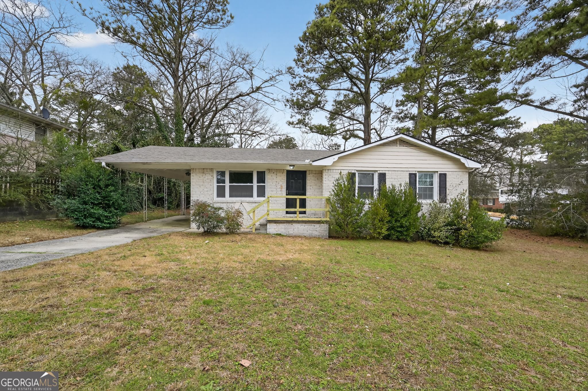 375 Dartmouth Drive SW Property Photo 1